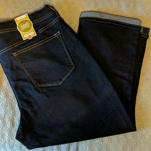 NWT Old Navy Crop Jeans